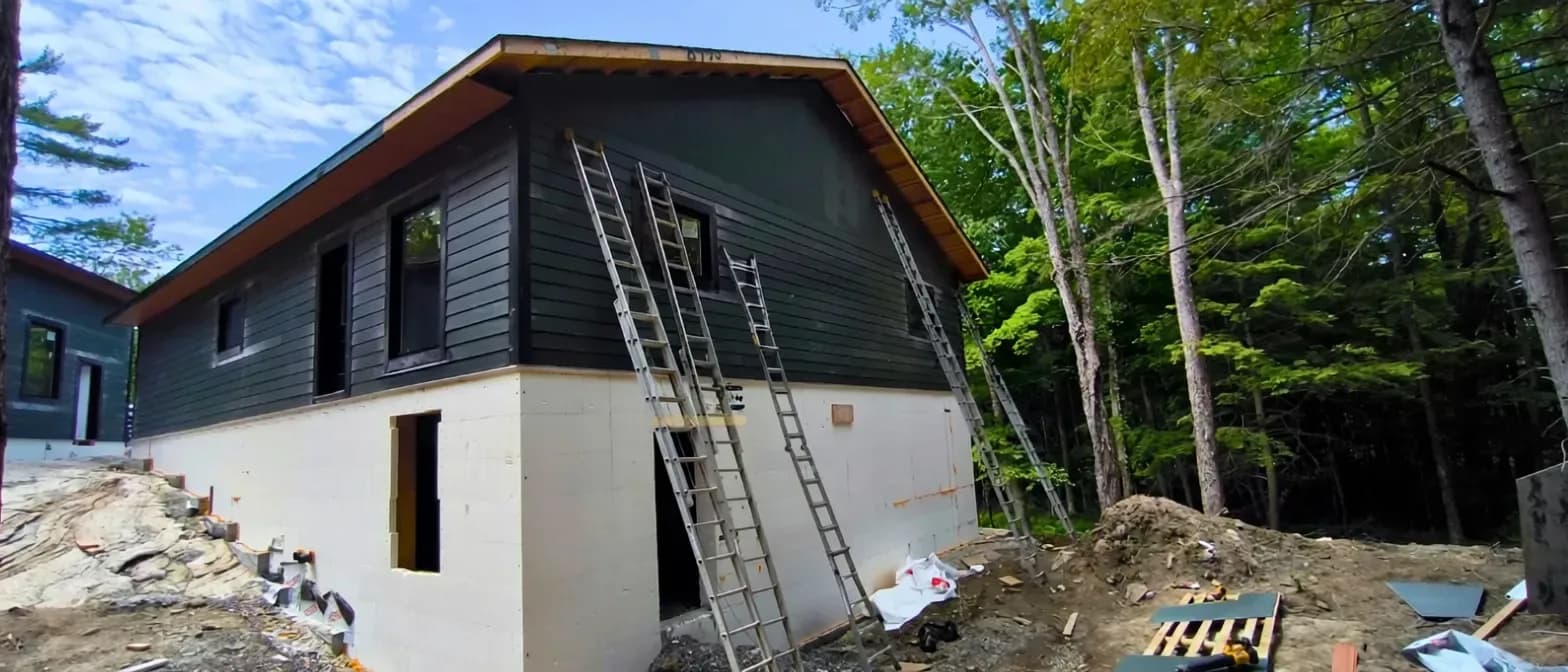 Georgian Bay, Siding, Soffit, Fascia, Eavestrough Installation Project photo 5