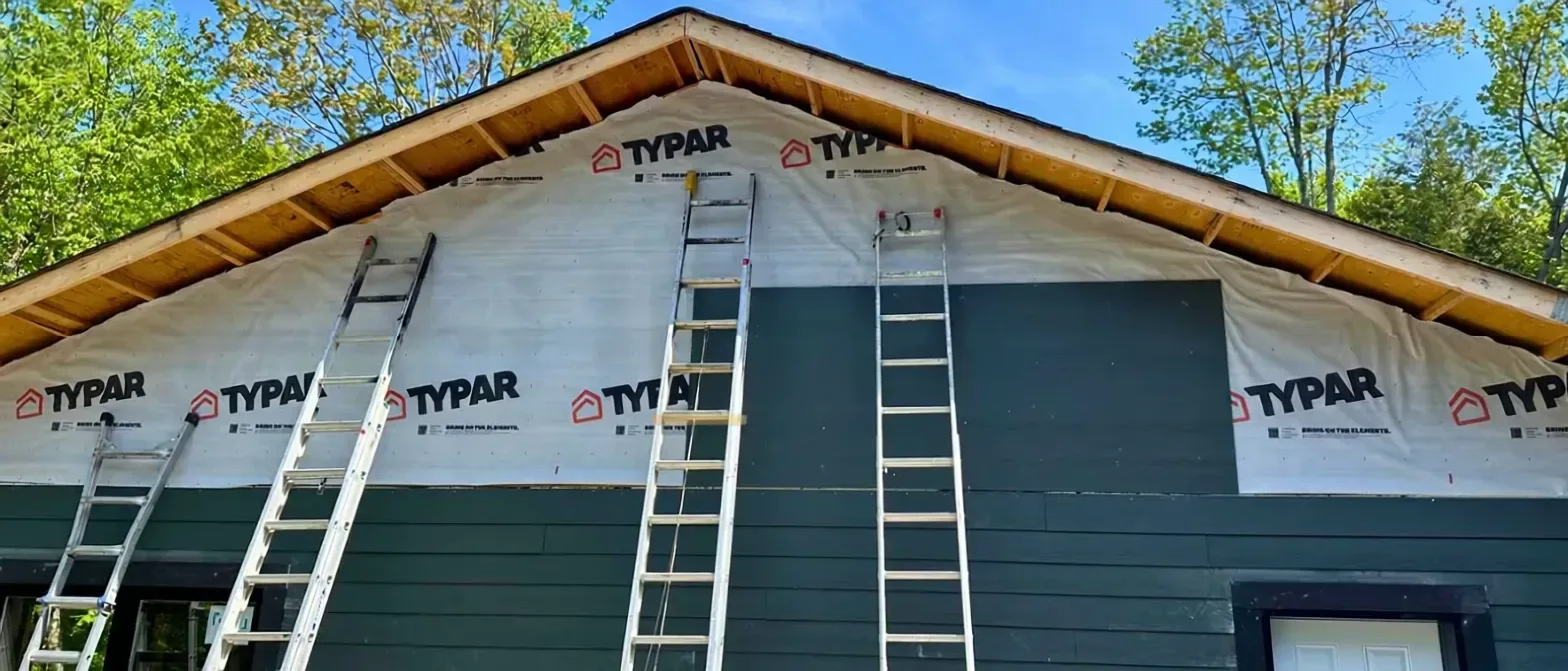 Georgian Bay, Siding, Soffit, Fascia, Eavestrough Installation Project photo 7