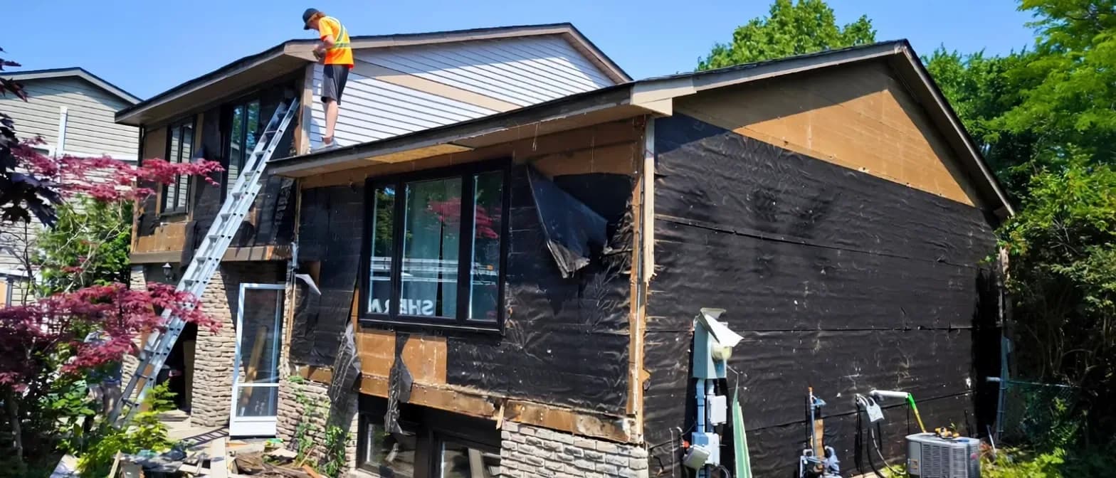 Magnolia Ave., Newmarket Project, Siding, Soffit, Fascia, Eavestrough installation photo 1